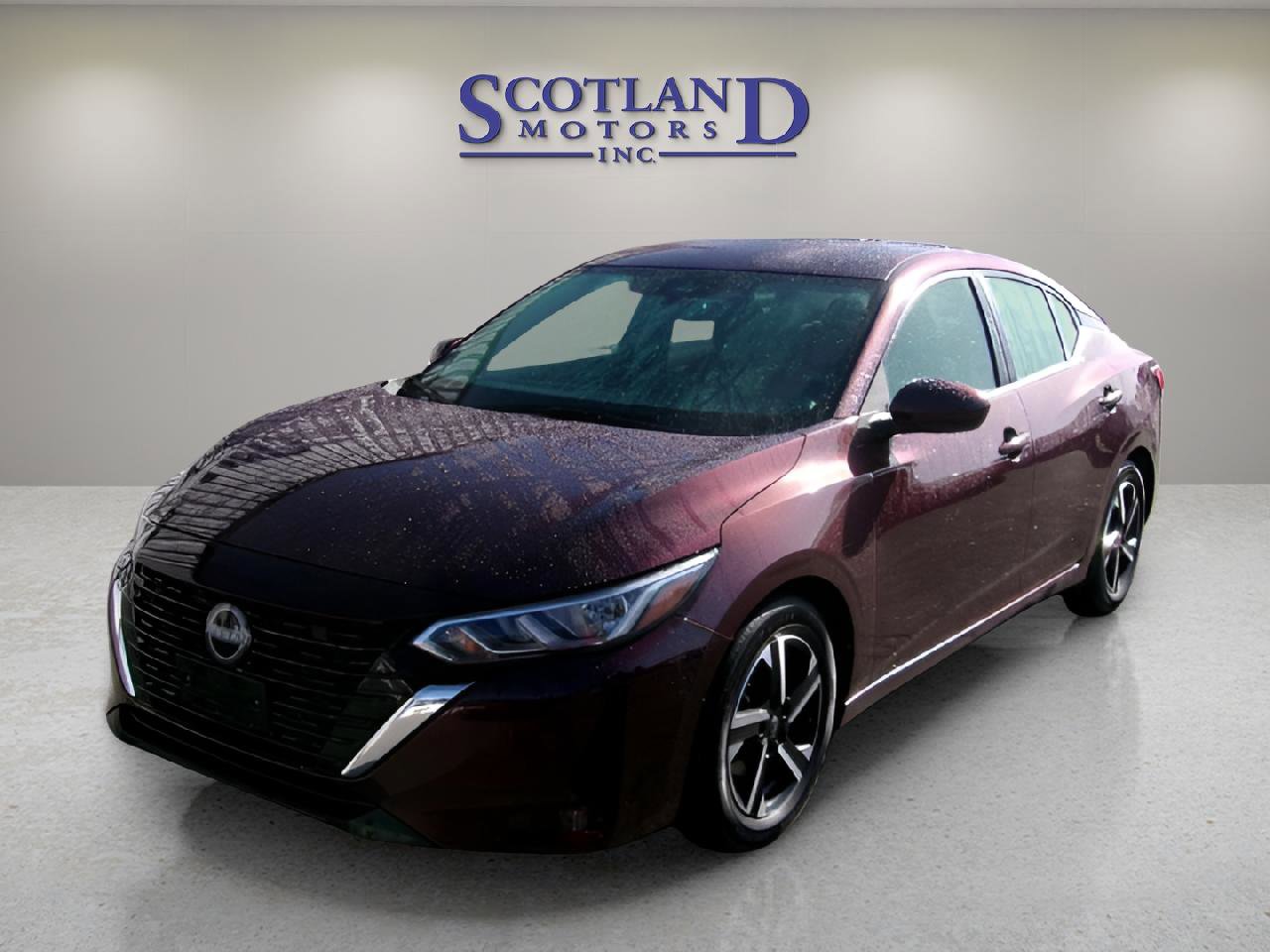 Used 2024 Nissan Sentra SV FWD image 2