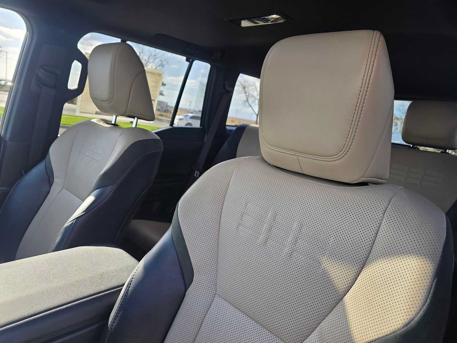 New 2026 Lexus GX 550 AWD/4WD image 23