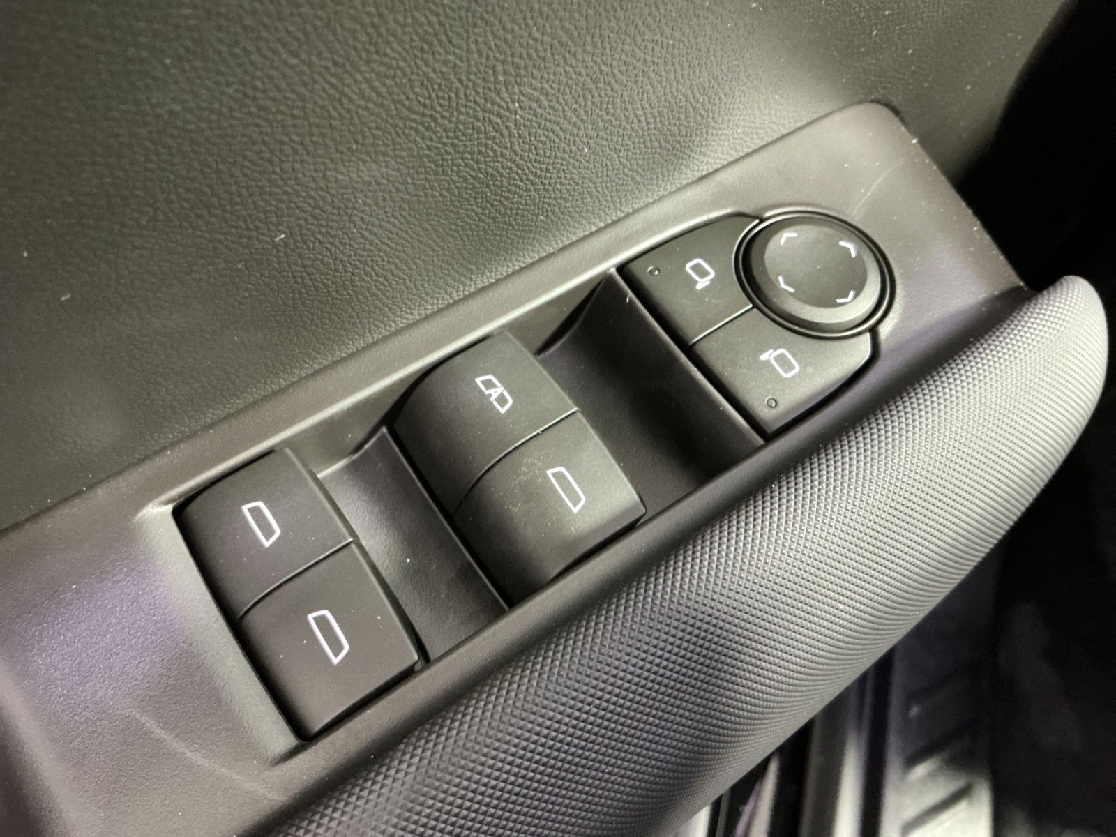 New 2026 Chevrolet Colorado Z71 w/ Technology Package image 23