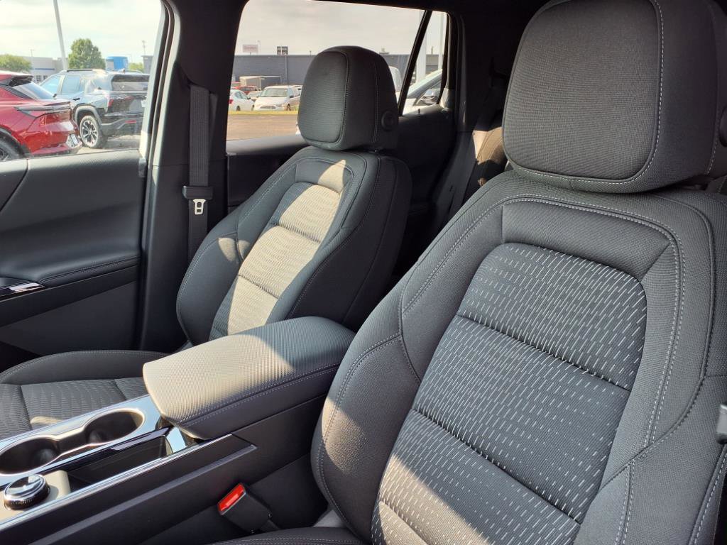New 2026 Chevrolet Equinox LT FWD image 12