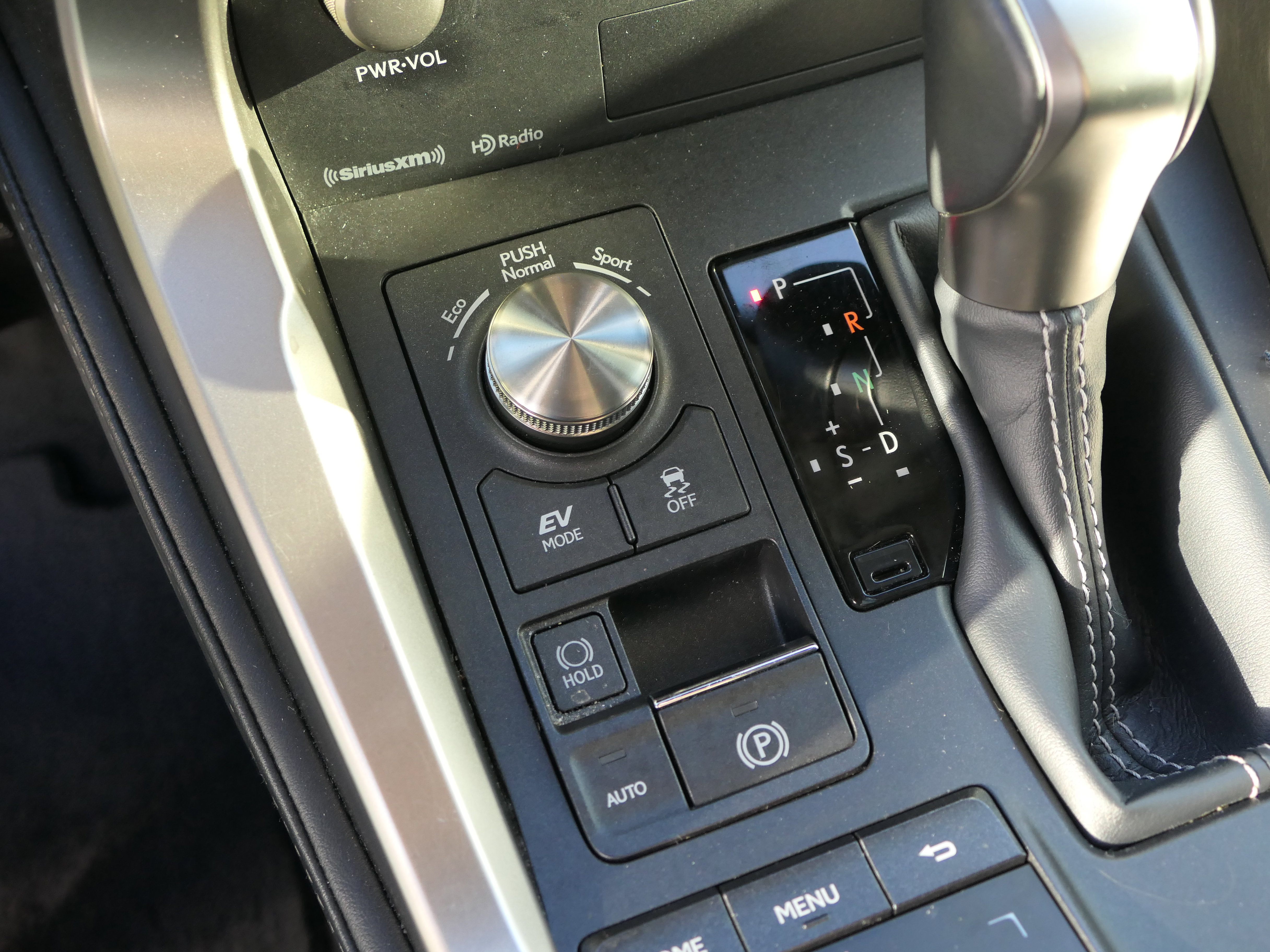 Used 2019 Lexus NX 300h AWD image 21