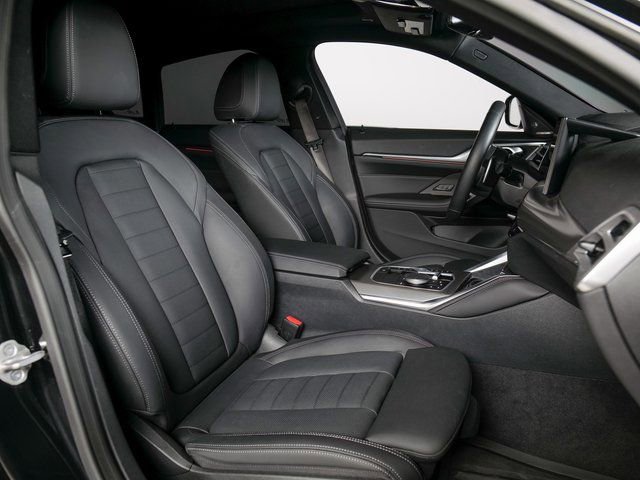 Used 2025 BMW 440i xDrive AWD/4WD image 3