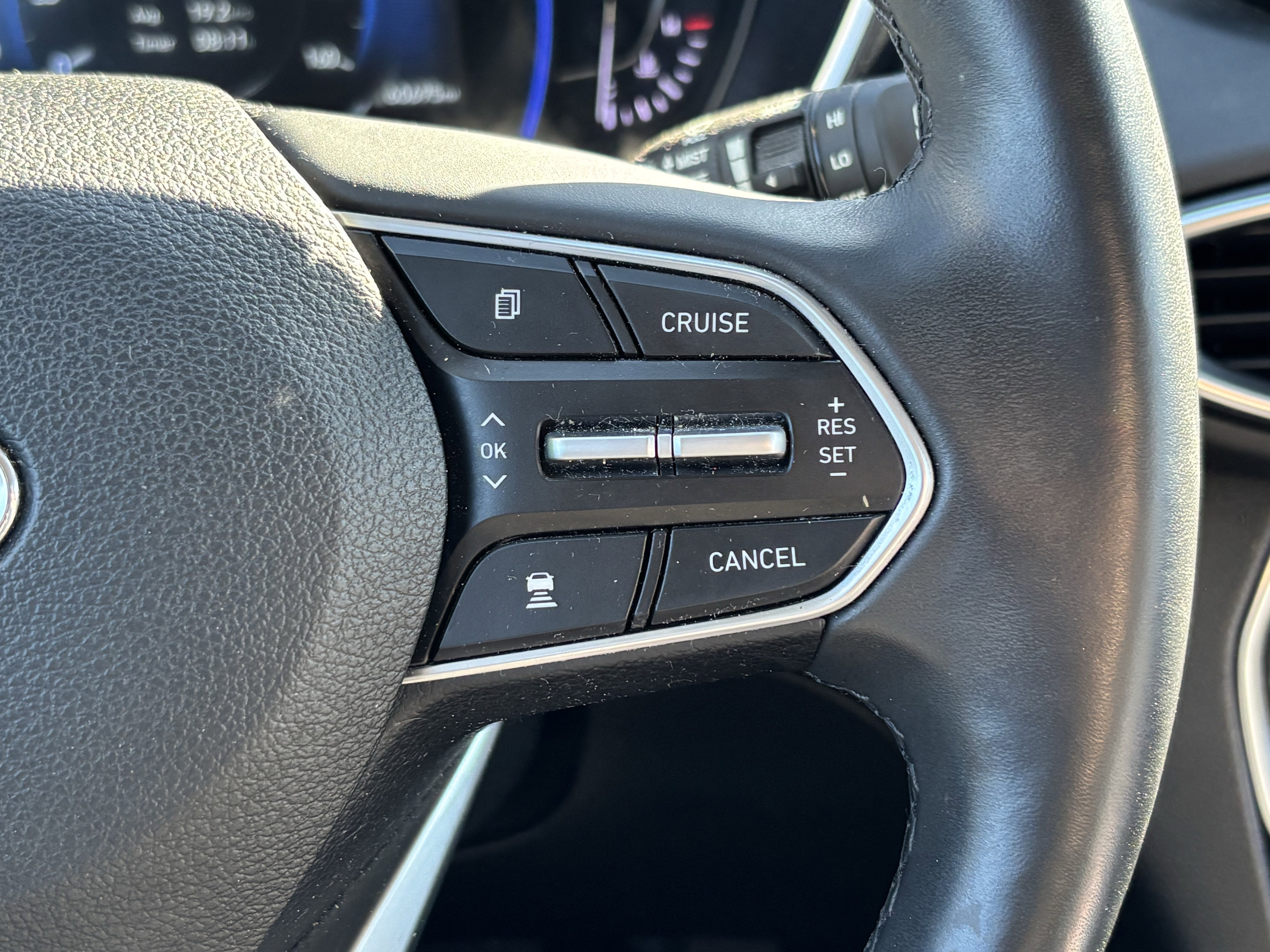 Used 2020 Hyundai Santa Fe Limited image 20