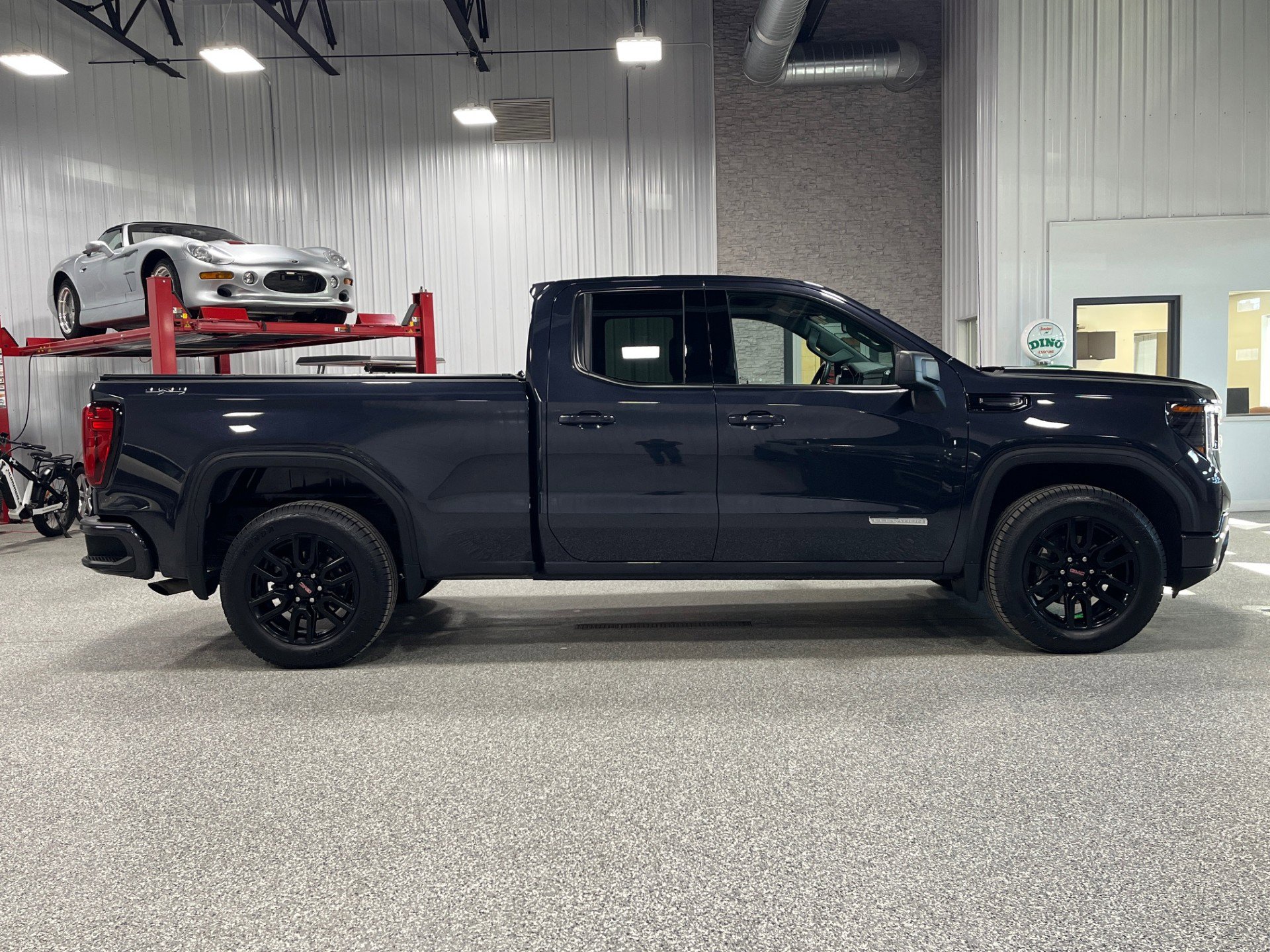 Certified 2023 GMC Sierra 1500 Elevation image 7