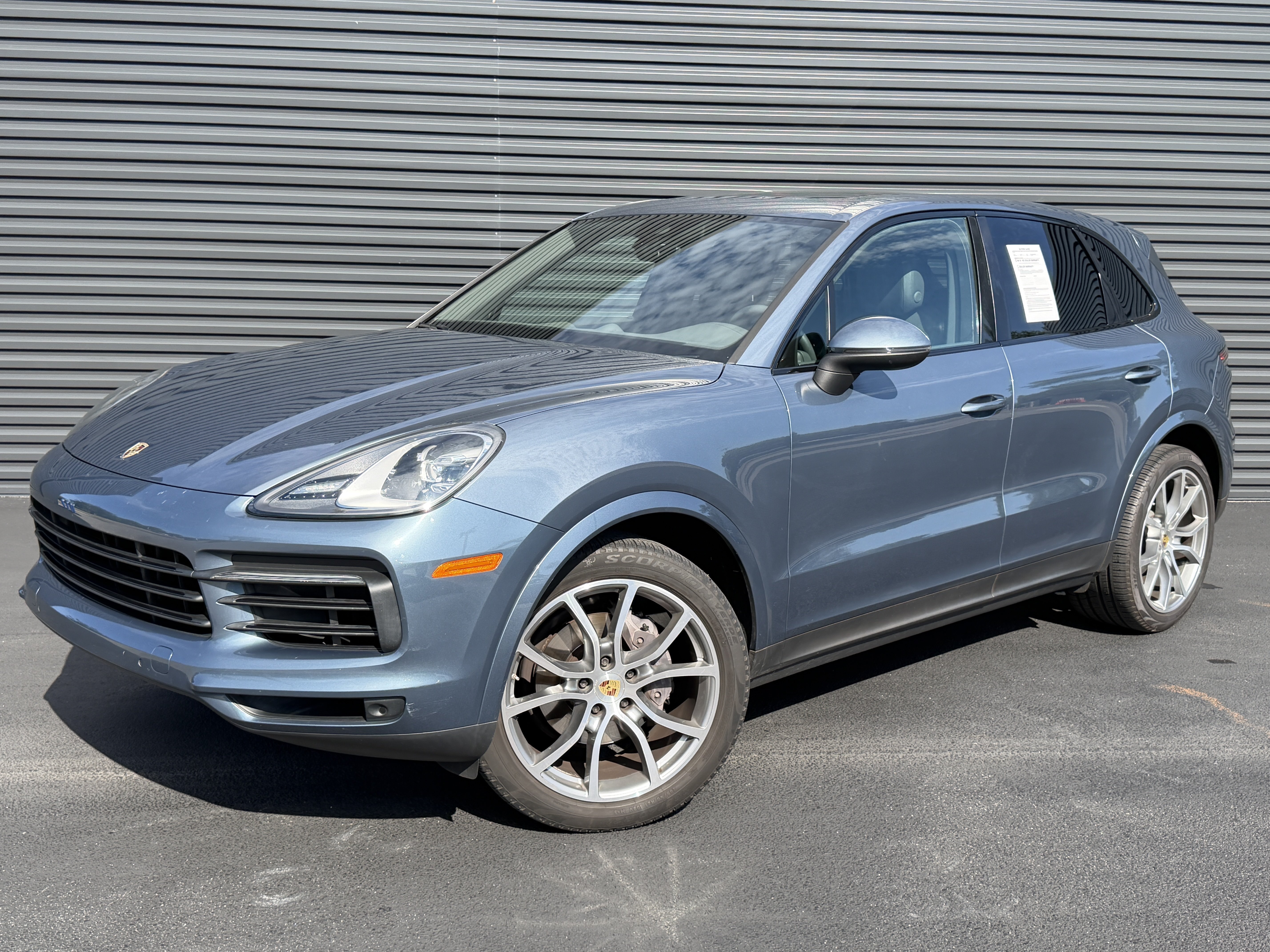 Used 2019 Porsche Cayenne AWD/4WD image 1