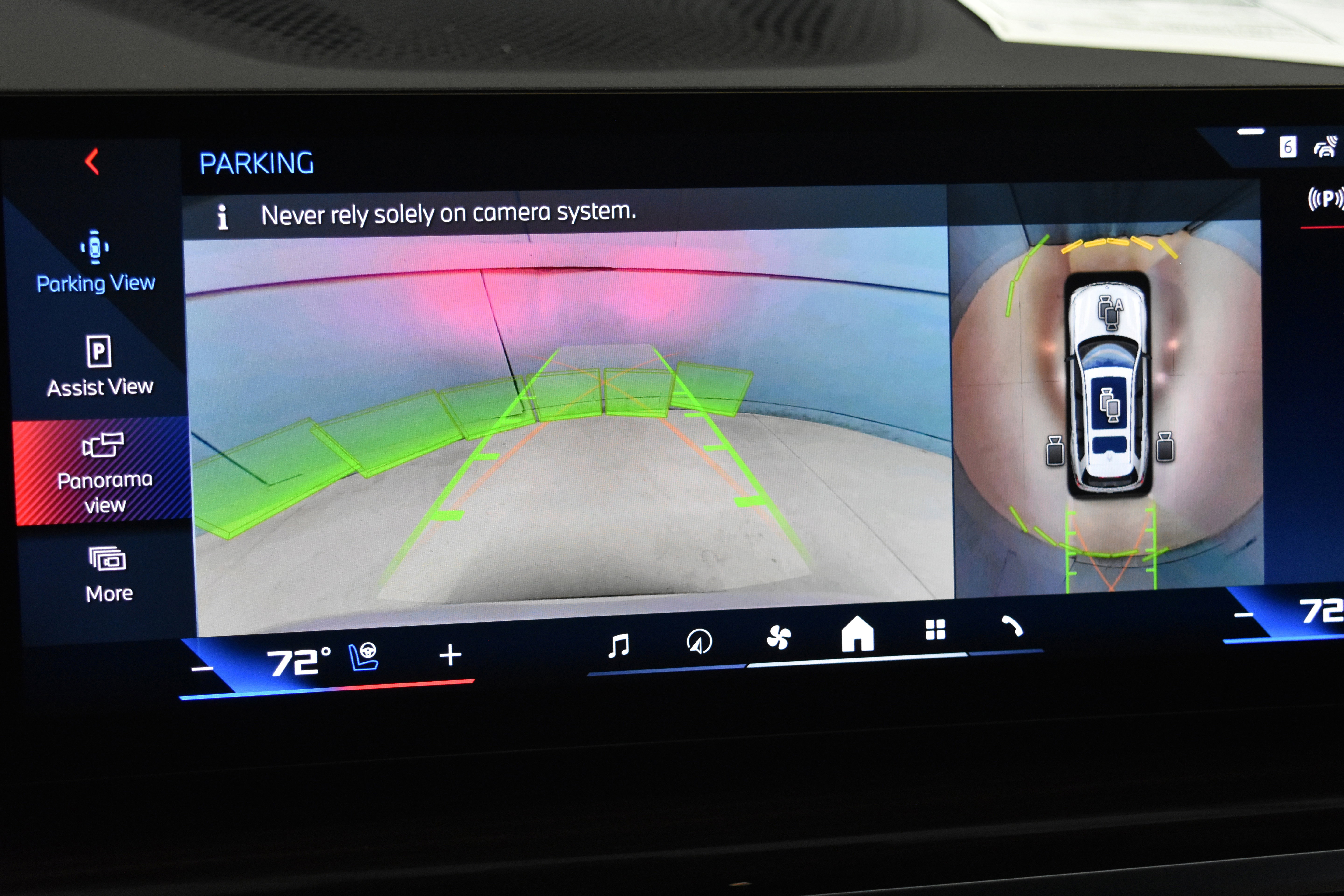 New 2026 BMW X7 M60i image 11