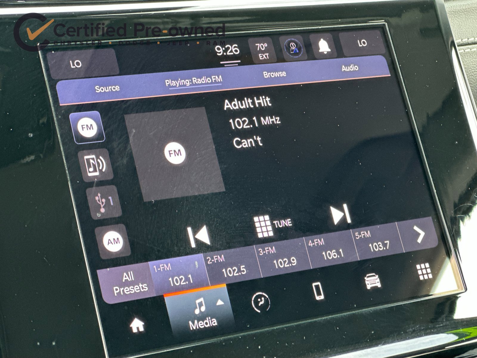 Used 2023 Jeep Grand Cherokee Laredo AWD/4WD image 19