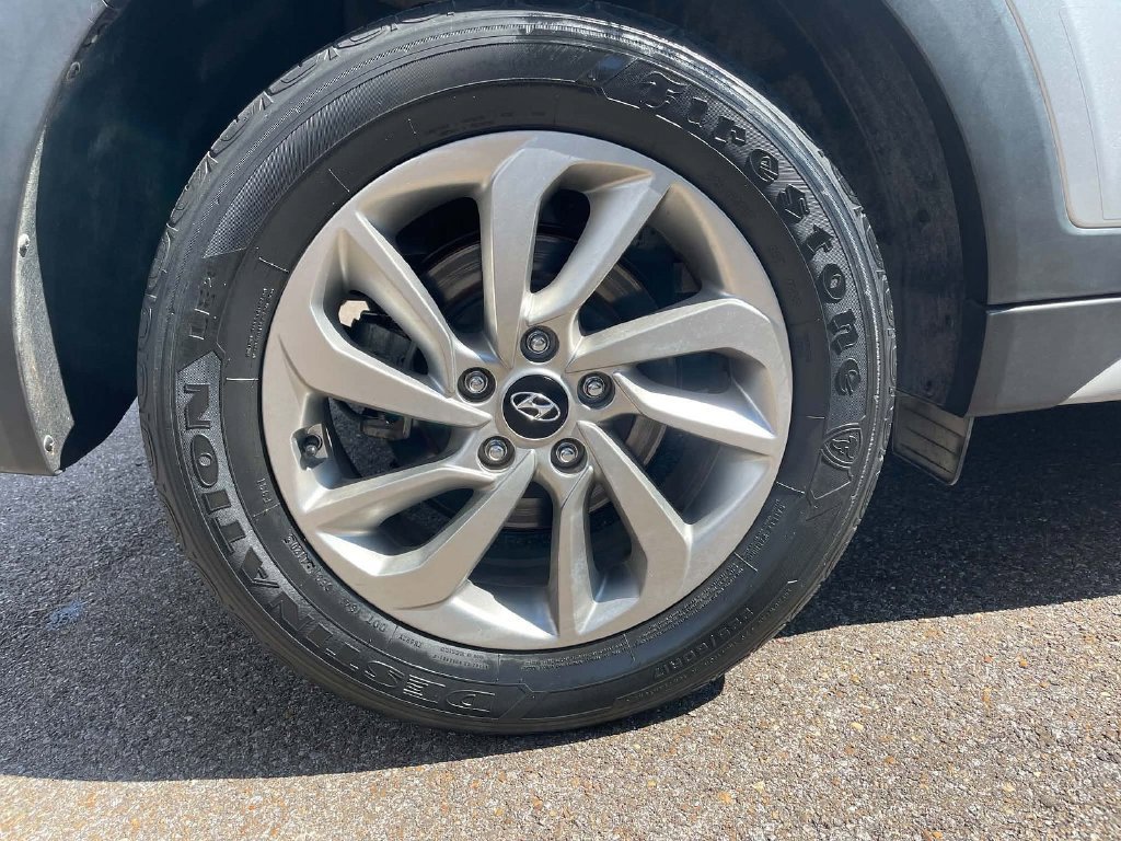 Used 2017 Hyundai Tucson SE Plus FWD image 6