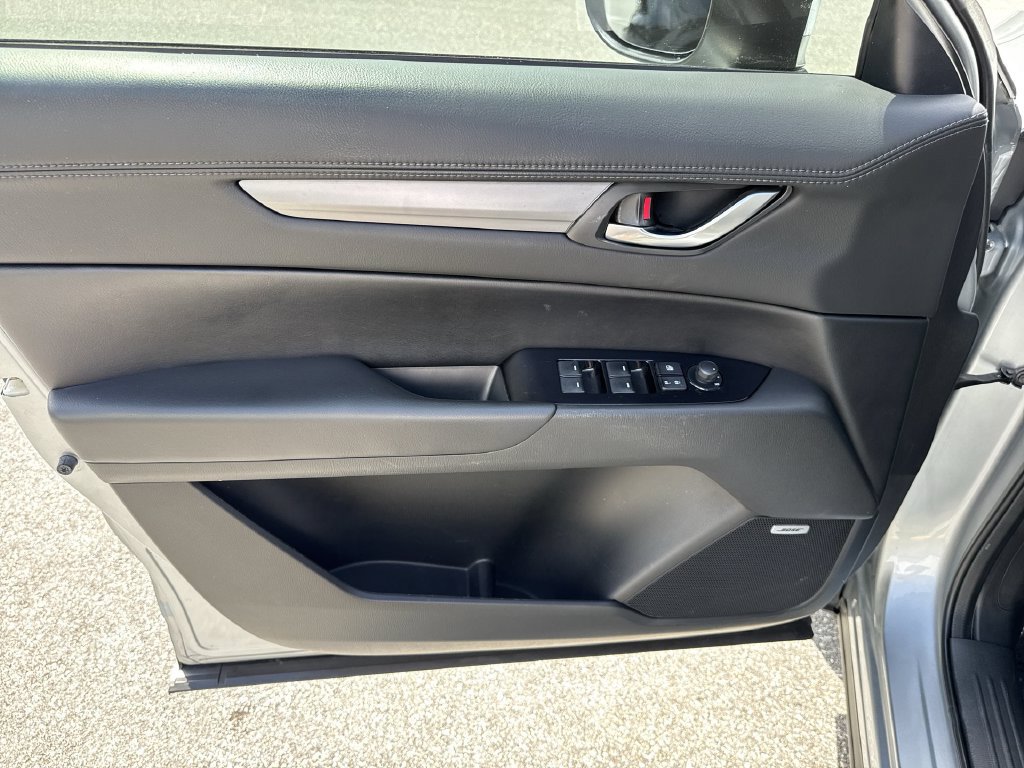 Used 2020 MAZDA CX-5 Touring FWD image 39