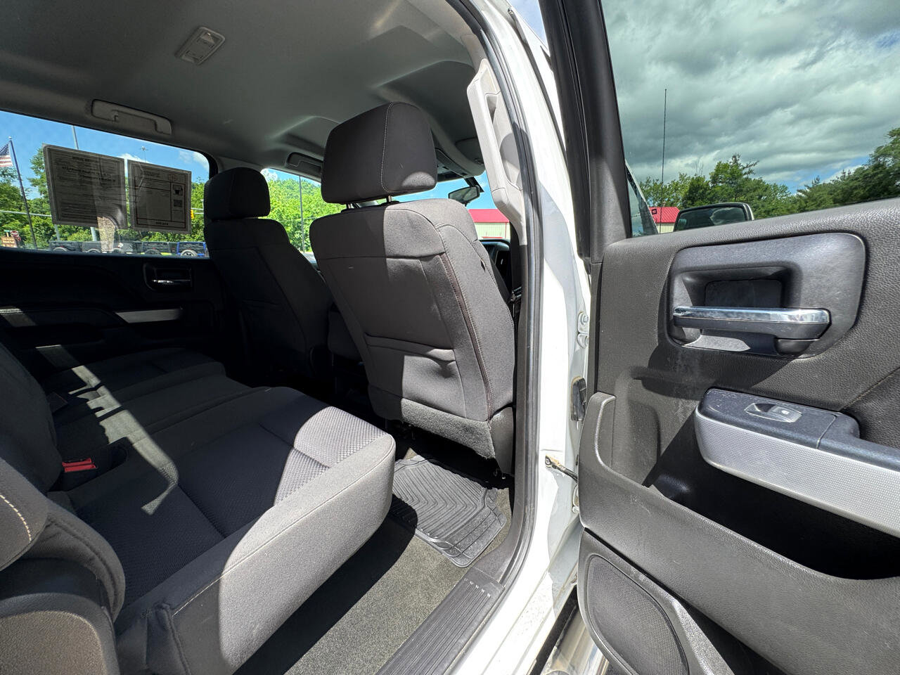 Used 2018 Chevrolet Silverado 1500 LT w/ All Star Edition image 16