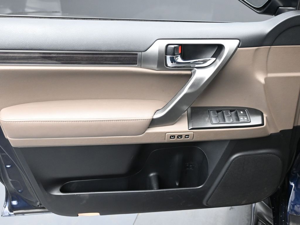 Used 2022 Lexus GX 460 Luxury image 26