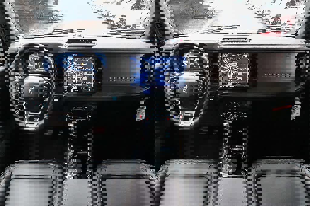 New 2025 Ford Bronco Badlands image 10