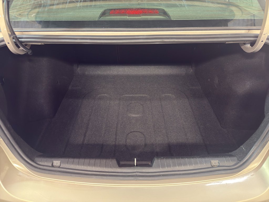 Used 2011 Chevrolet Cruze LT image 29