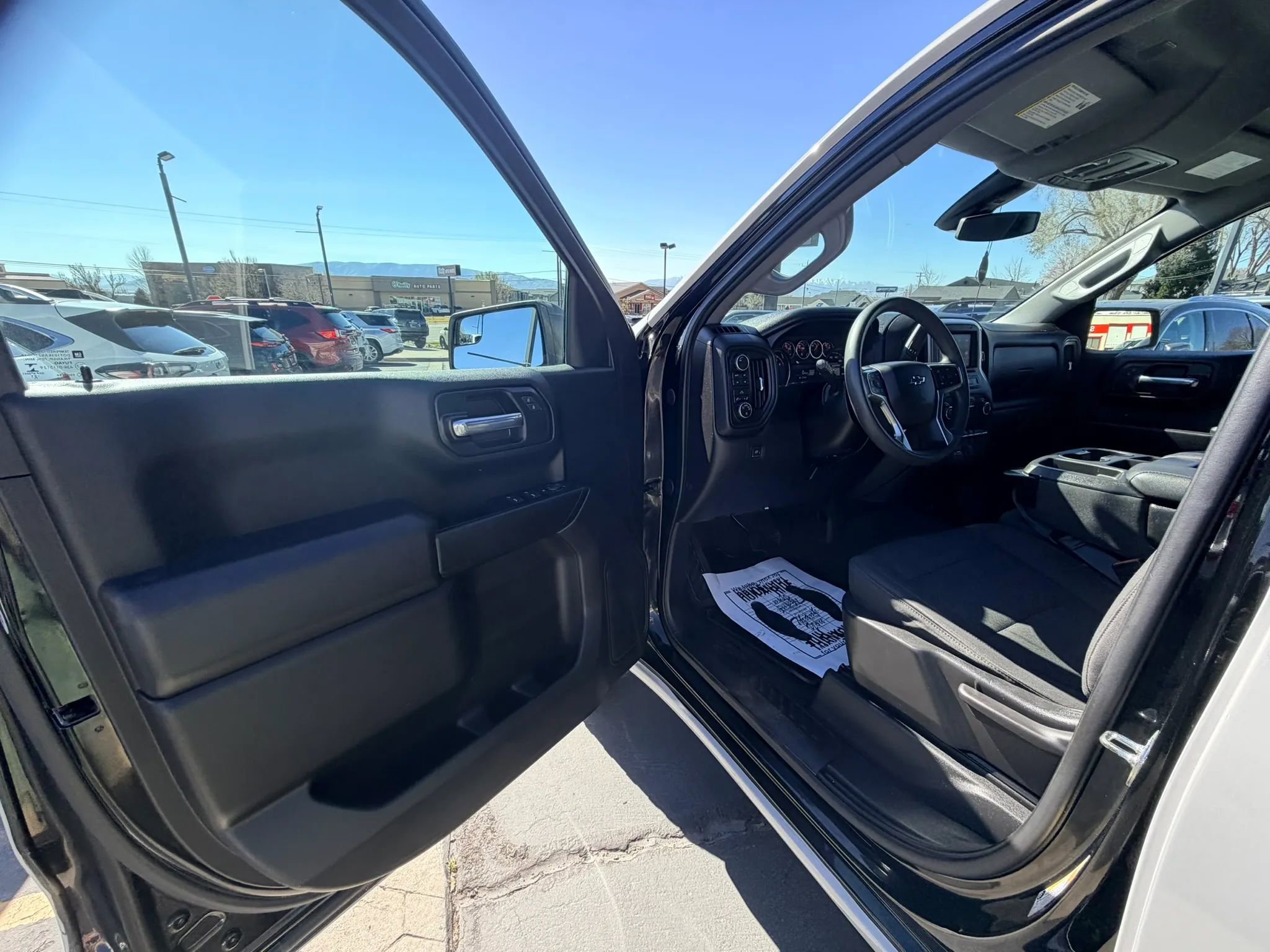 Used 2021 Chevrolet Silverado 1500 Custom Trail Boss w/ Safety Confidence Package AWD/4WD image 10