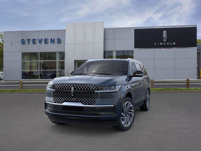 New 2026 Lincoln Navigator Reserve image 3