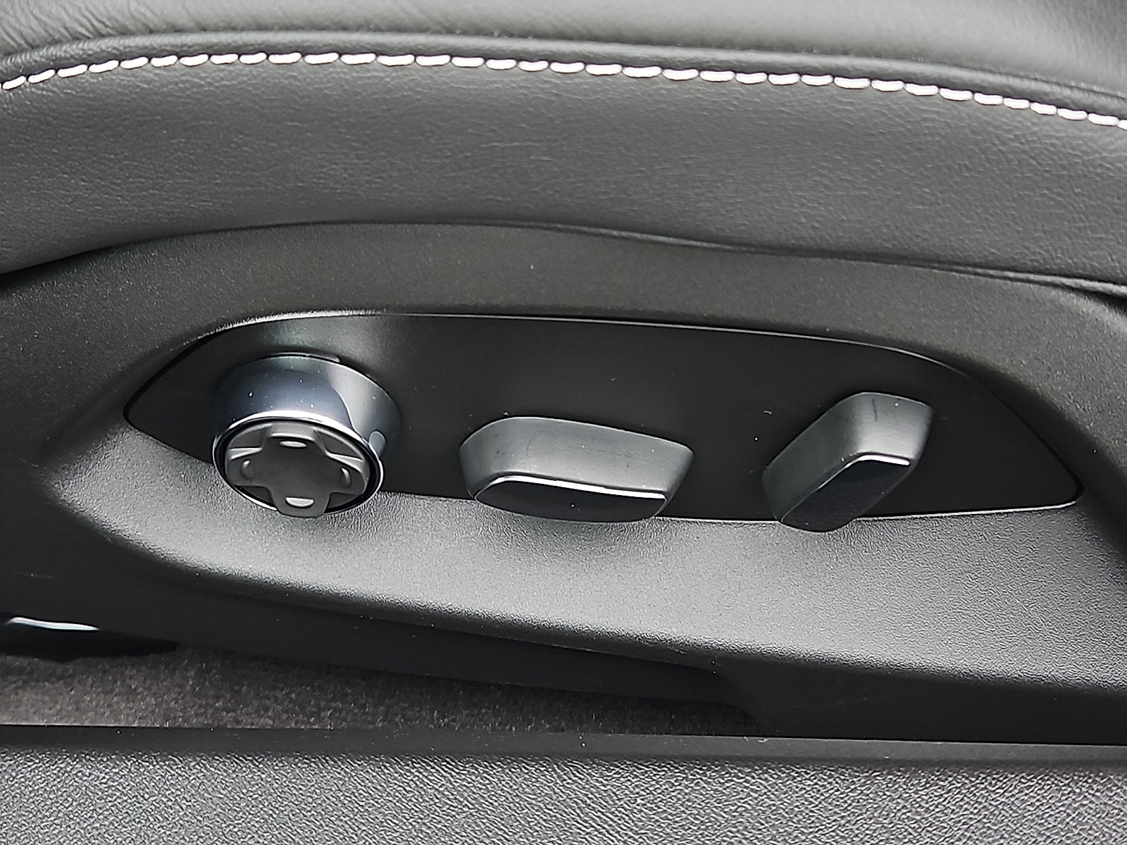 Used 2024 Chevrolet Corvette Stingray Preferred Cpe w/ Z51 Performance Package image 26