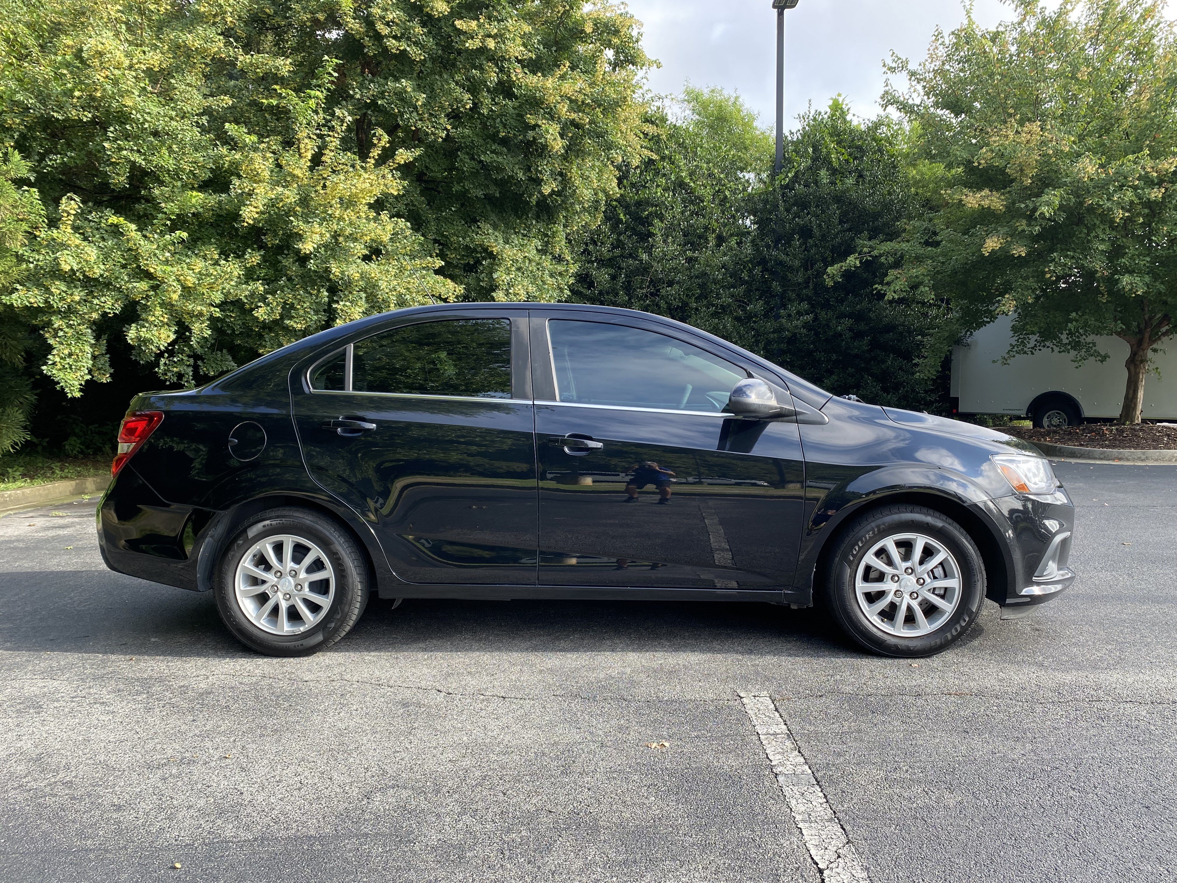 Used 2020 Chevrolet Sonic LT FWD image 10