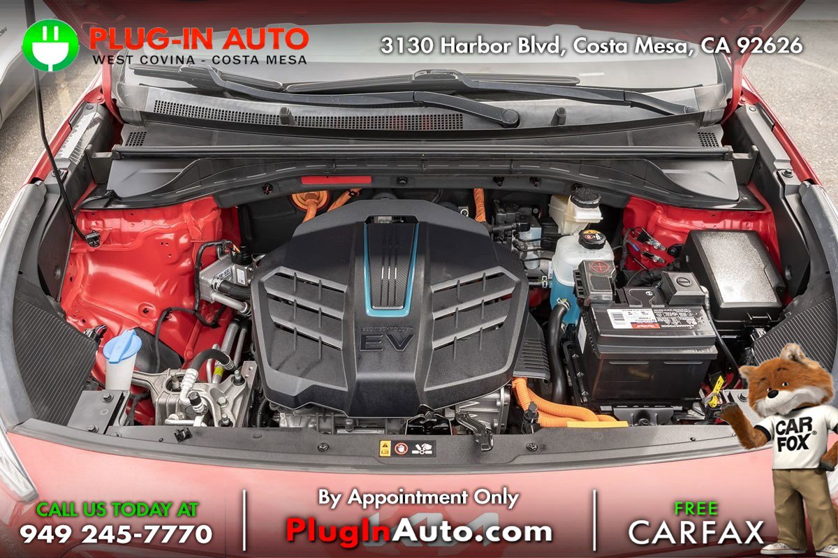 Used 2022 Kia Niro EX image 11