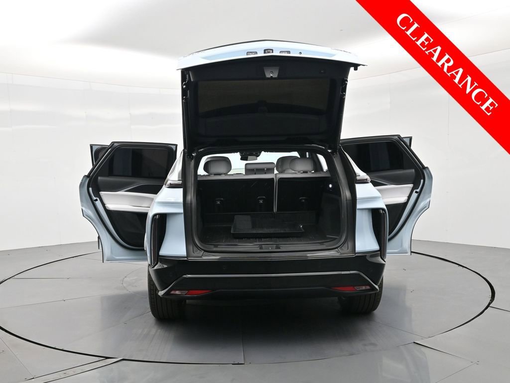 Used 2025 Cadillac Lyriq Sport image 46