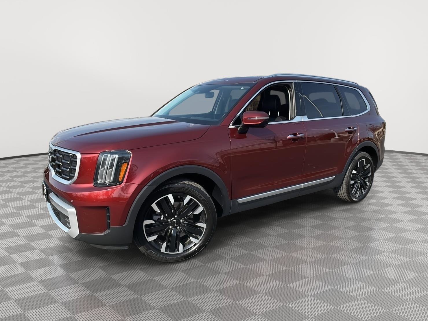 Used 2024 Kia Telluride SX