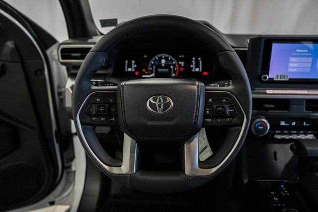 New 2026 Toyota 4Runner SR5 image 30