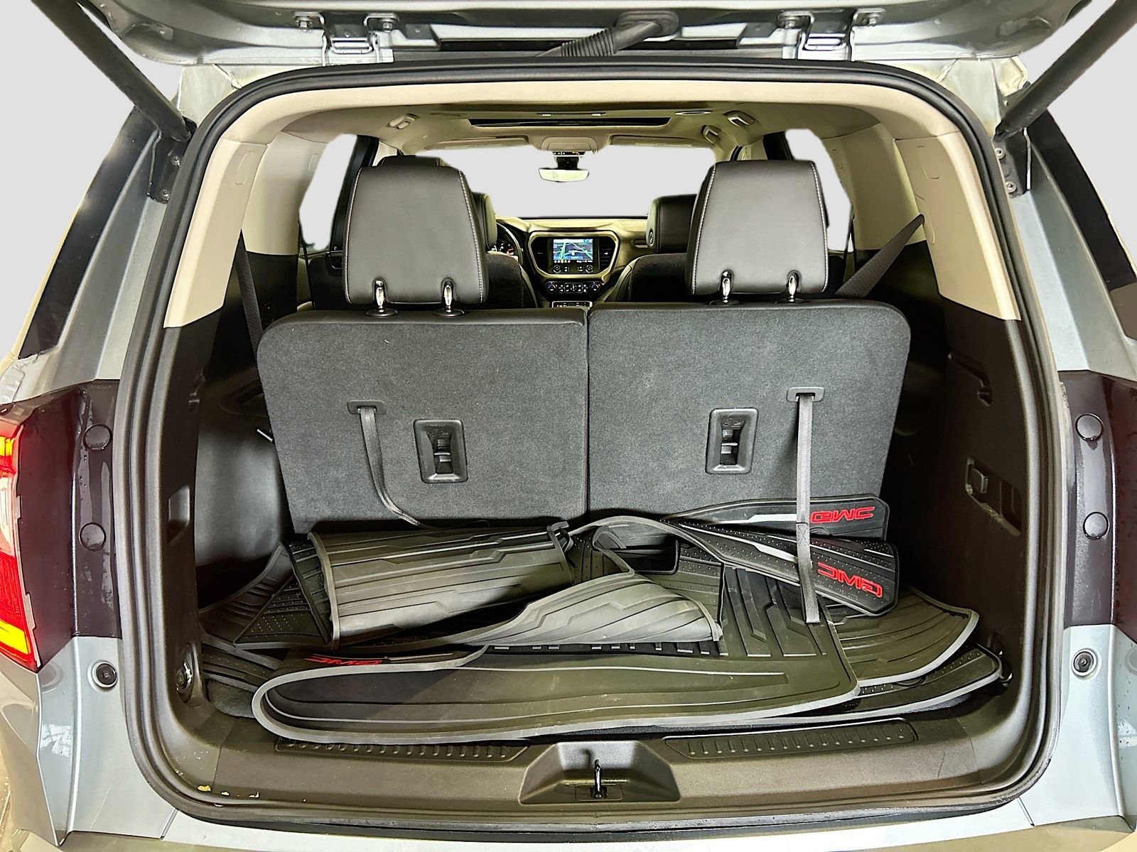 Used 2023 GMC Acadia Denali w/ Denali Technology Package AWD/4WD image 28