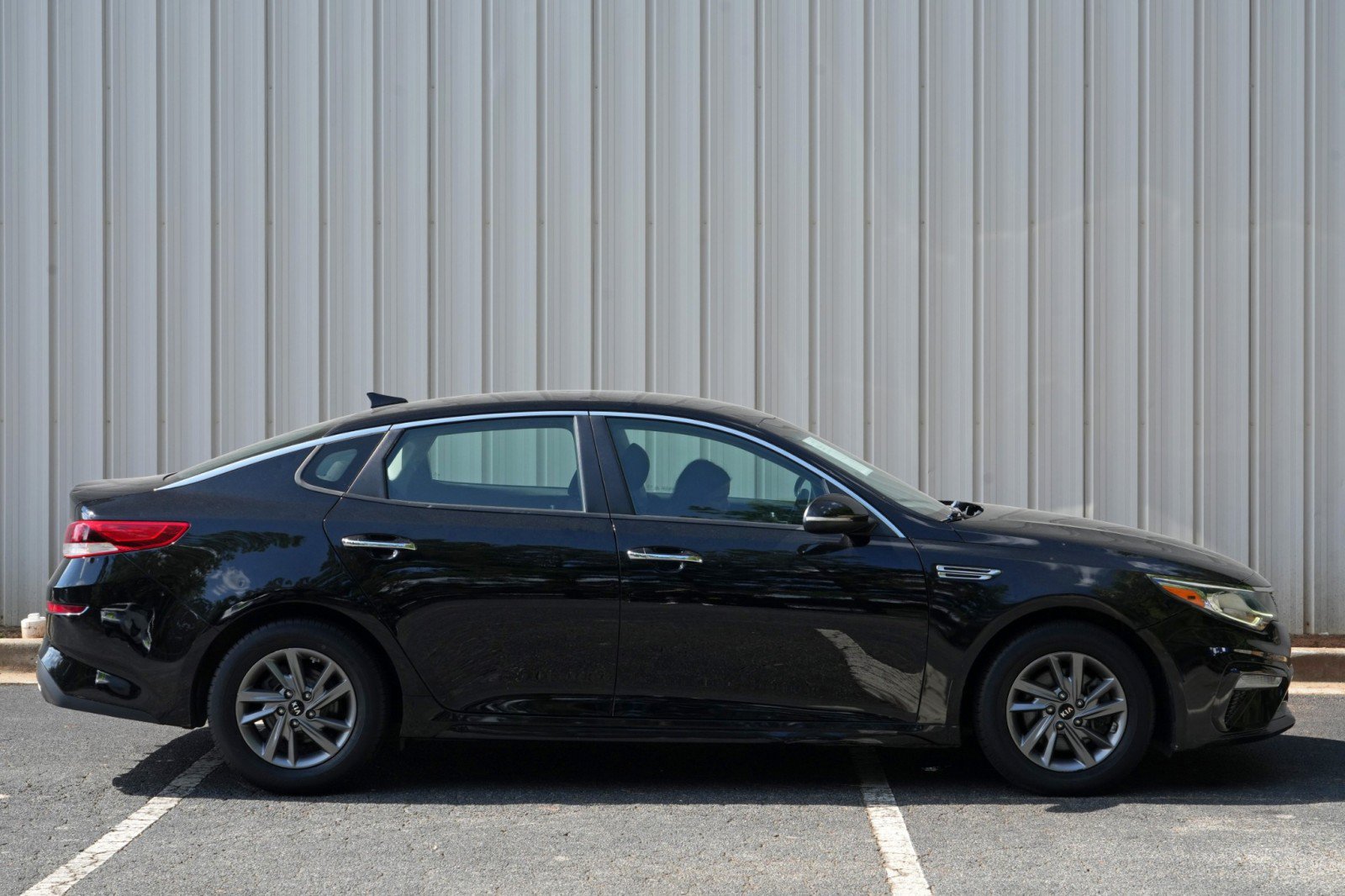 Used 2020 Kia Optima LX FWD image 43
