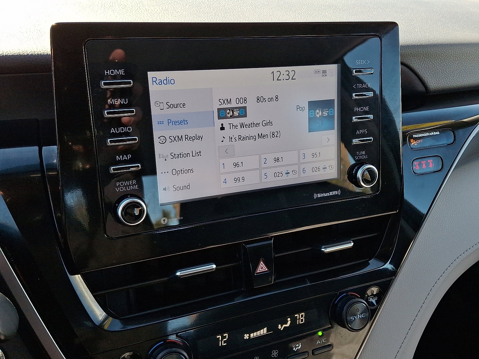 Used 2024 Toyota Camry LE image 16