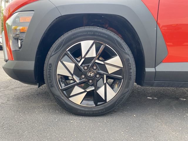 Used 2024 Hyundai Kona SEL image 13