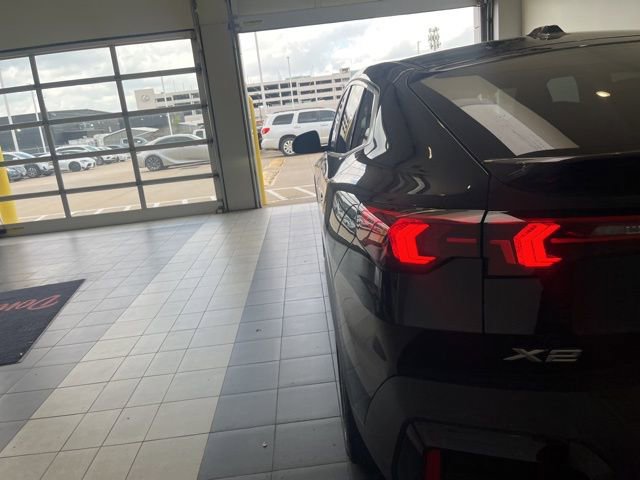 Used 2026 BMW X2 xDrive28i w/ Technology Package AWD/4WD image 11