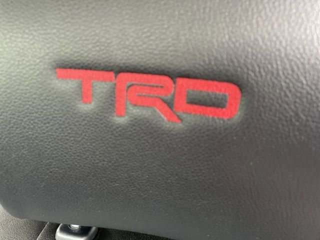 Used 2018 Toyota 4Runner TRD Off-Road Premium image 14