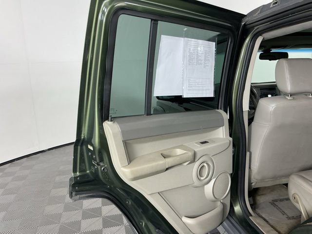 Used 2007 Jeep Commander Sport AWD/4WD image 21