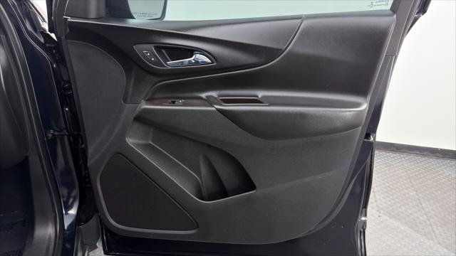 Used 2020 Chevrolet Equinox LT w/ Driver Convenience Package FWD image 24