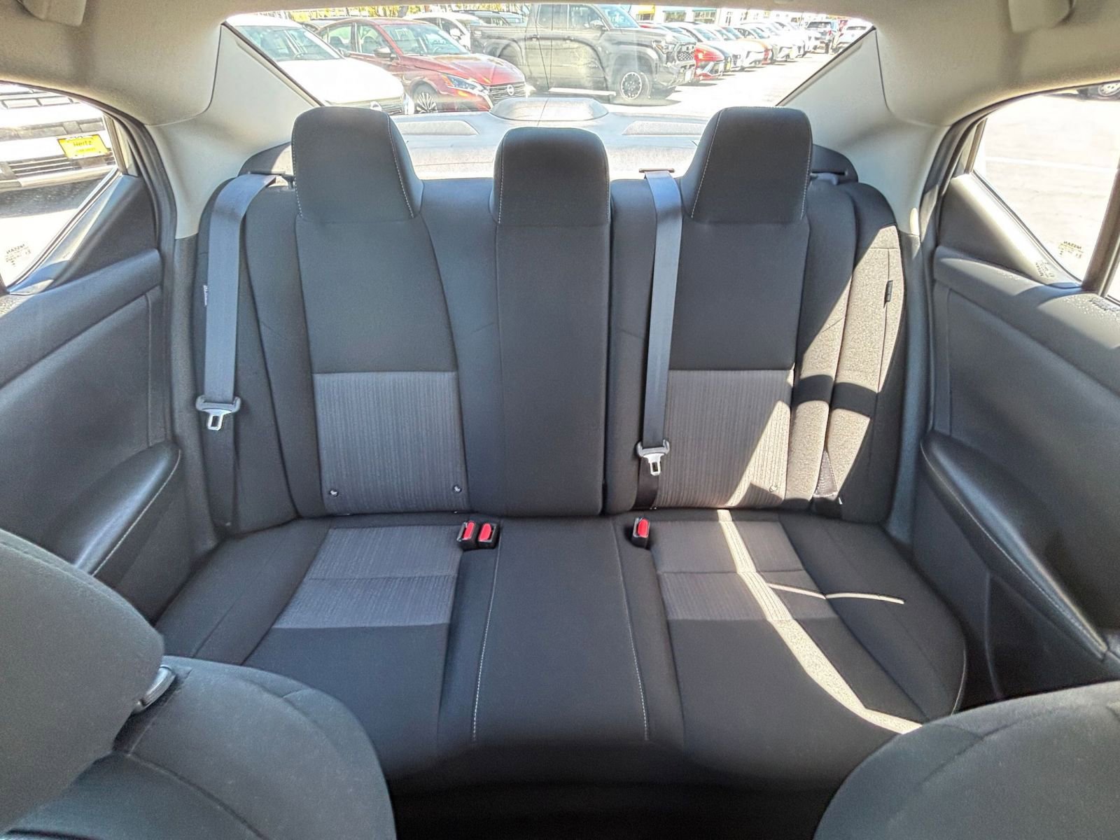 Used 2025 Nissan Sentra SV image 38