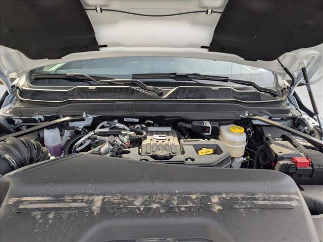 New 2026 RAM 2500 Laramie w/ Night Edition AWD/4WD image 17