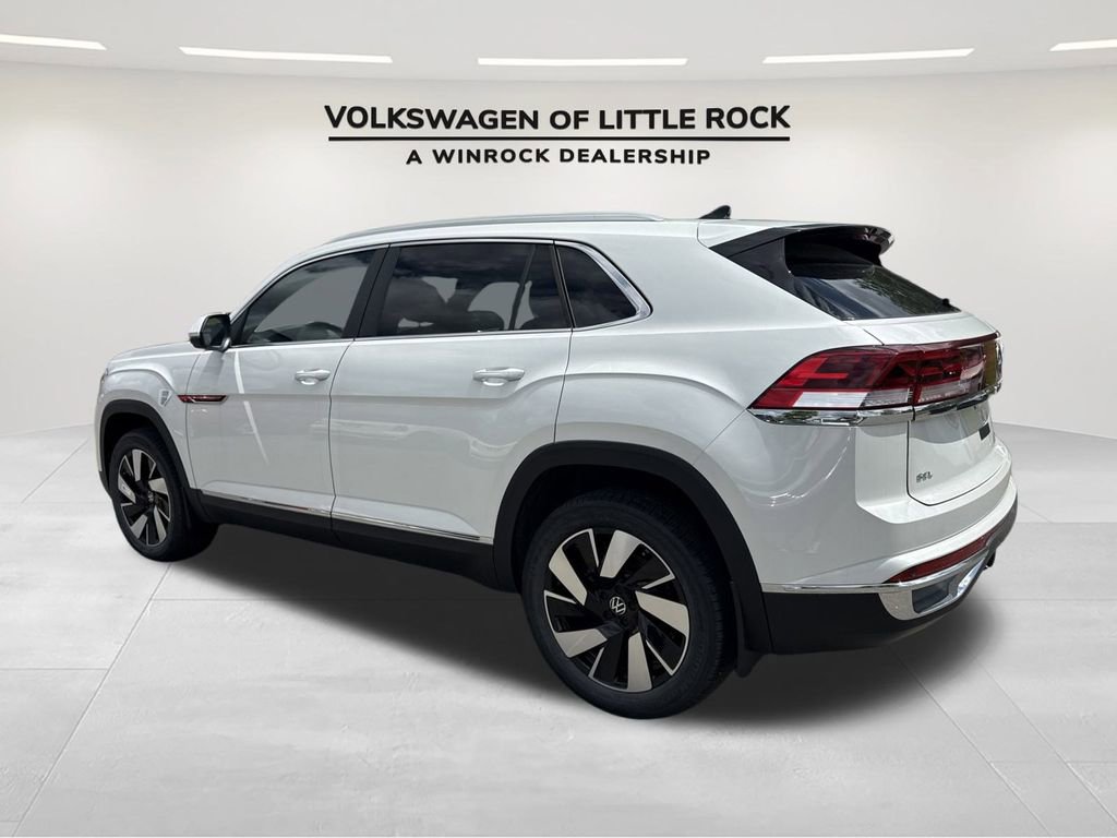 New 2025 Volkswagen Atlas Cross Sport SEL image 3