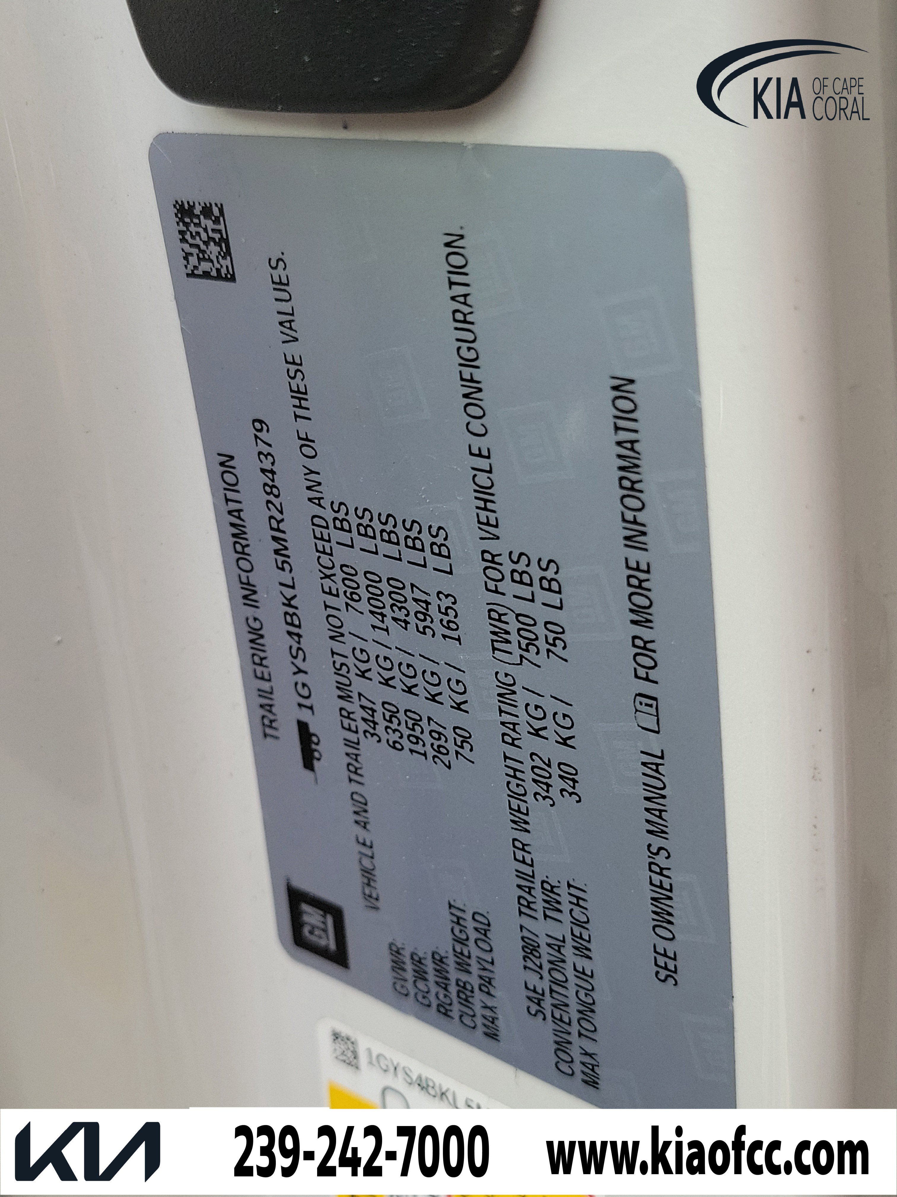 Used 2021 Cadillac Escalade Premium Luxury image 29