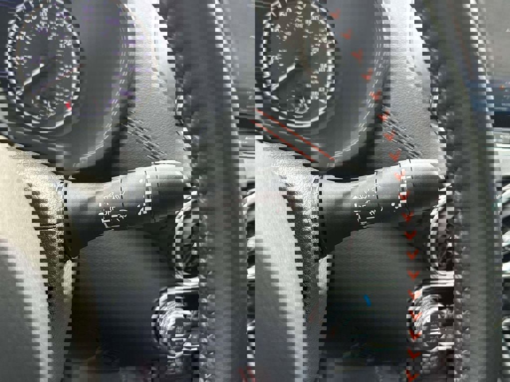 Used 2024 Nissan Sentra SR w/ SR Premium Package image 24