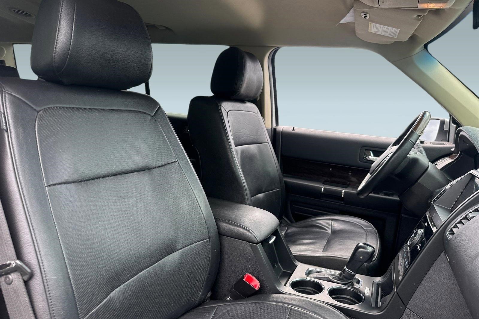 Used 2019 Ford Flex Limited image 32