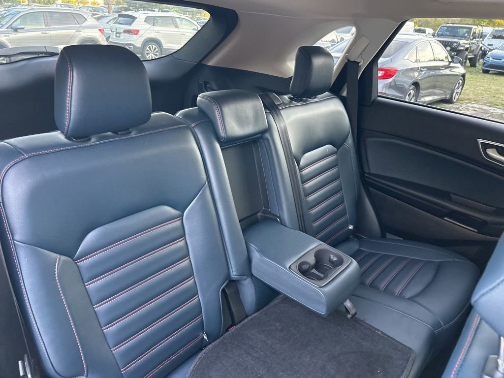 Used 2023 Ford Edge SEL w/ Sport Appearance Package image 43