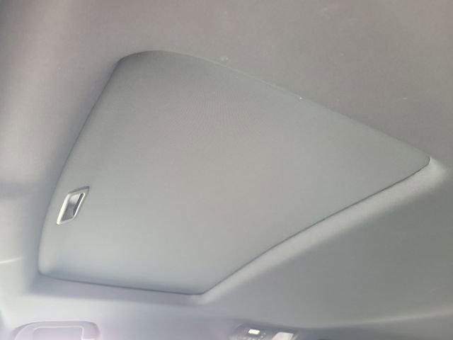 Used 2023 Honda Odyssey Sport image 37