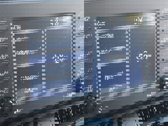 Used 2021 Toyota RAV4 XLE image 19