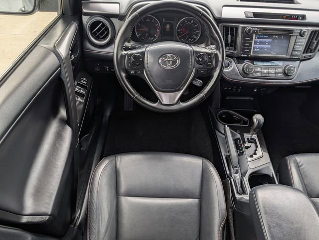 Used 2018 Toyota RAV4 SE w/ Power Extra Value Package AWD/4WD image 12