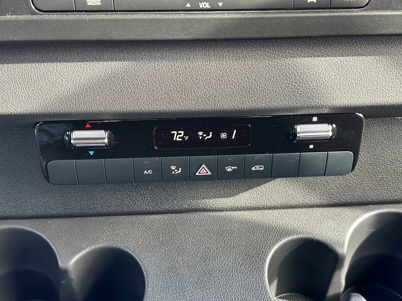 Used 2023 Mercedes-Benz Sprinter 1500 image 28