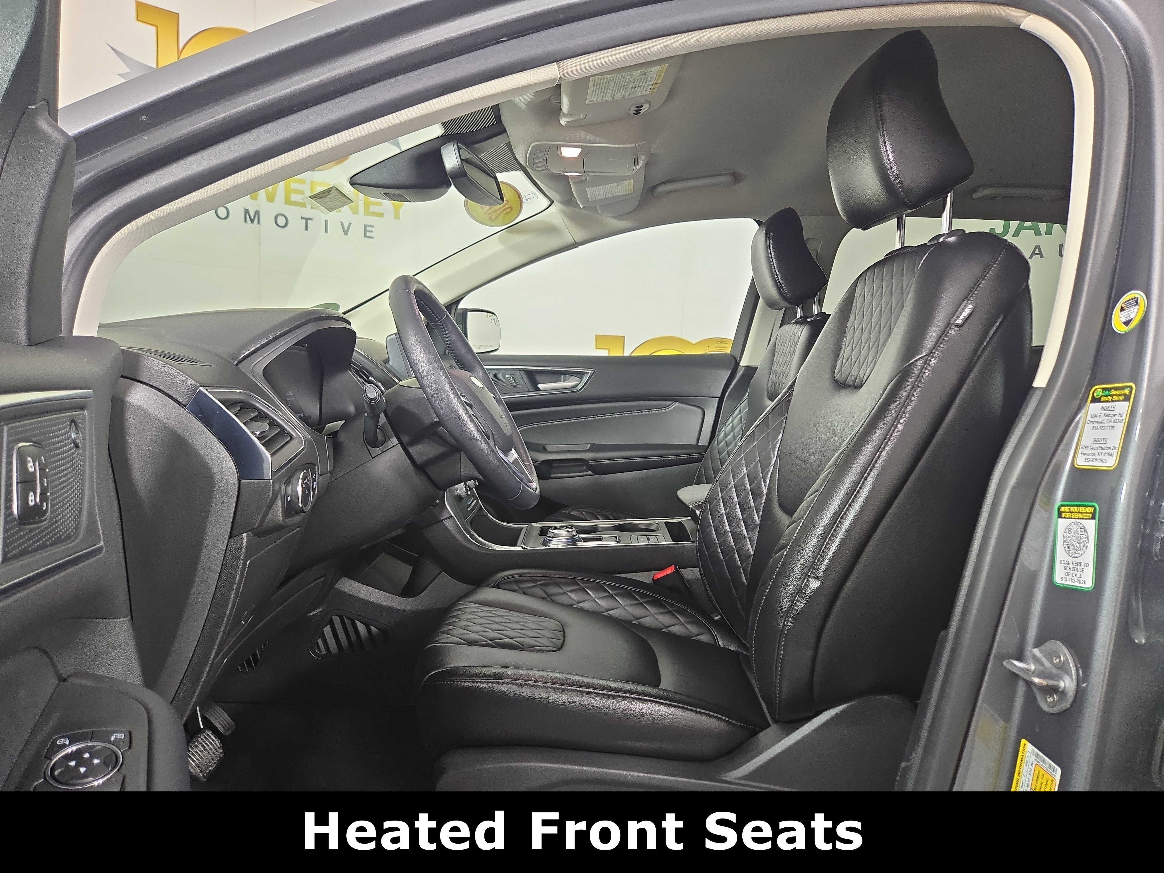 Used 2024 Ford Edge Titanium image 11