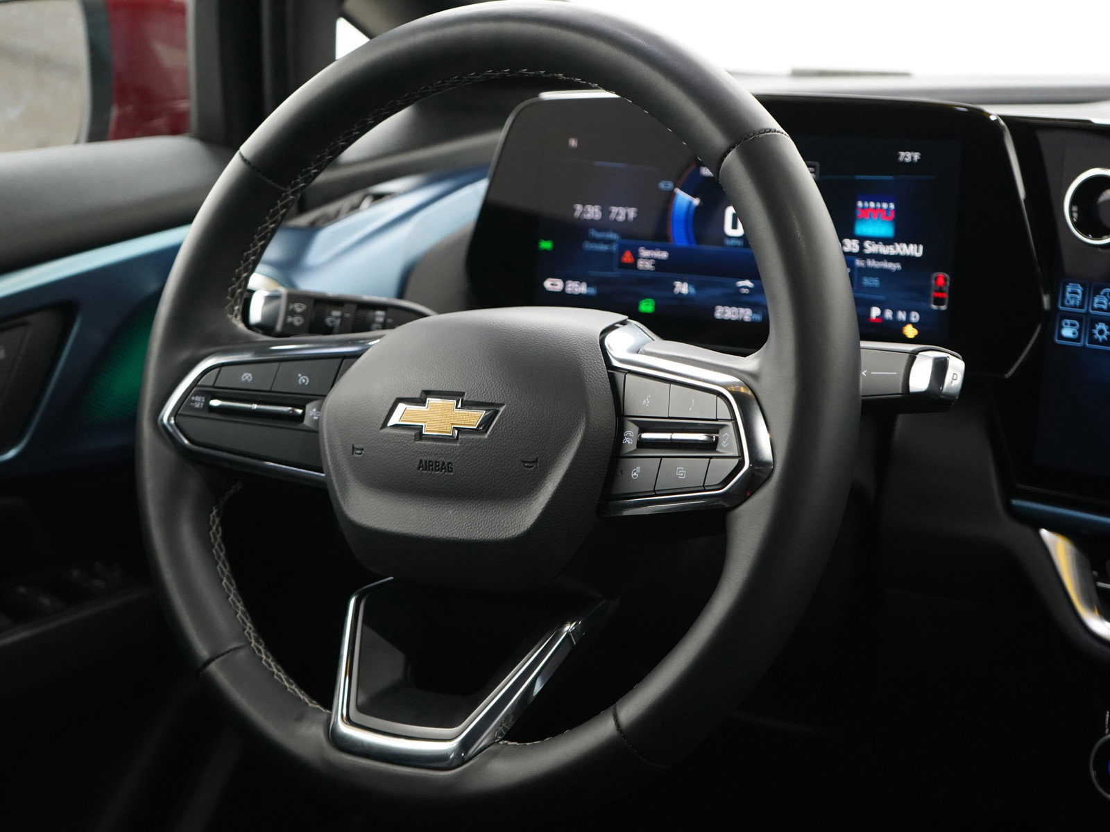 Used 2024 Chevrolet Equinox EV LT image 15