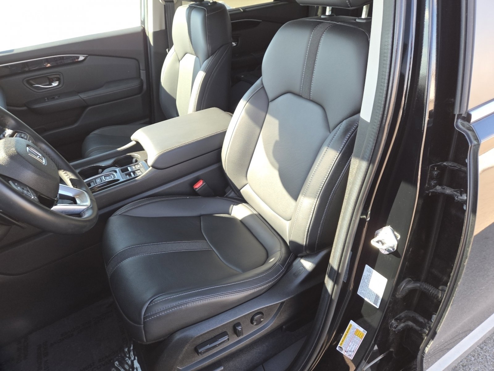 Used 2023 Honda Pilot EX-L image 24