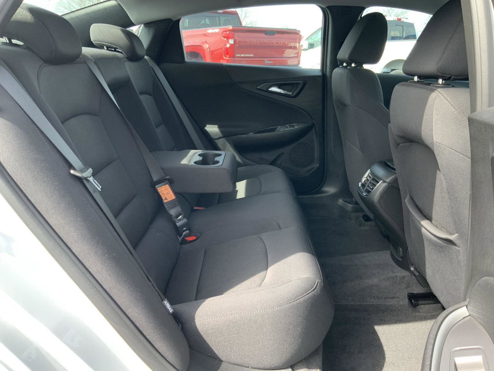 Used 2024 Chevrolet Malibu LT image 50