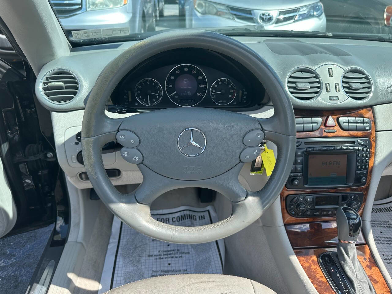 Used 2004 Mercedes-Benz CLK 500 Cabriolet image 21