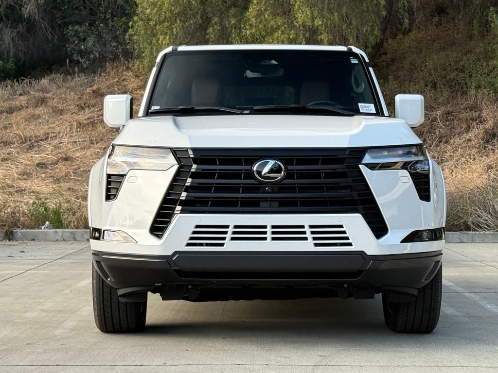 Certified 2025 Lexus GX 550 w/ Accessory Package (Z1) AWD/4WD image 4